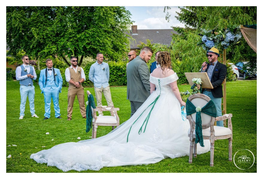 Émotion mariage naturel